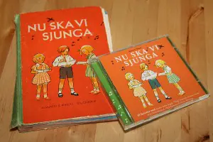 800px Nu ska vi sjunga 300x200 1