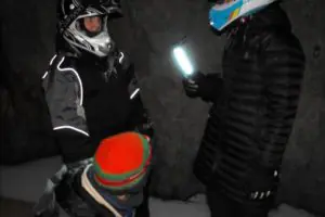 Nautanen – Versteckt im Wald 9 Zur Sicherheit: Eigene Lampe mitbringen!